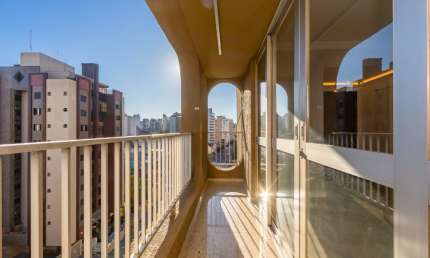 Maravilhoso apartamento 3 quartos no coração do Bairro Batel