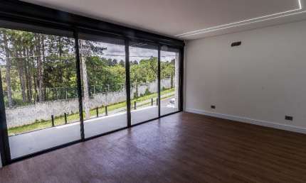 Linda casa em condomínio fechado no vivendas do Bosque