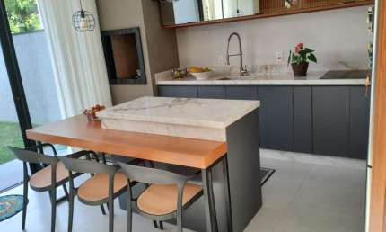 Casa com 3 quartos à venda na Rua Paraná, 382, Praia Mansa, Matinhos