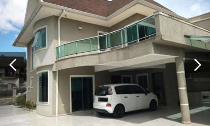 Linda casa no Bacacheri com Jardim Social. Melhor oportunidade de casa