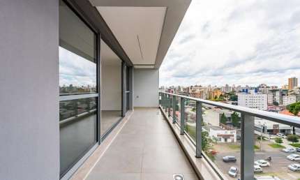 Oportunidade no Batel cobertura 3 suites e 4 vagas de garagem