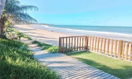 Casa com 3 quartos à venda no Guarajuba, Camaçari 