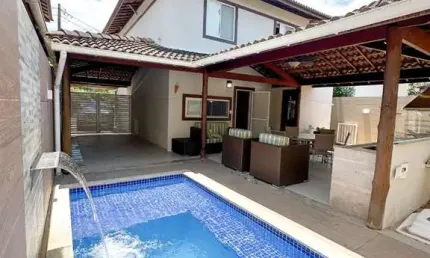 ABRANTES 3 QUARTOS 1 SUÍTE PISCINA À VENDA R$ 880.000,00