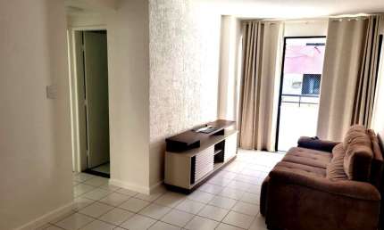 Apartamento à venda no Costa Azul, Salvador-BA: 2 quartos, móveis planejados, garagem coberta. Próximo à praia e com condomínio acessível!