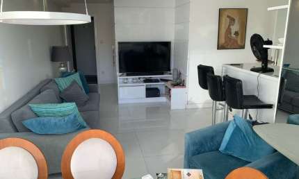 Apartamento à Venda em Ondina, Salvador-BA: 1 Quarto, 1 Suíte, 1 Sala, 1 Banheiro, 1 Vaga - Invista, Venda ou Alugue!