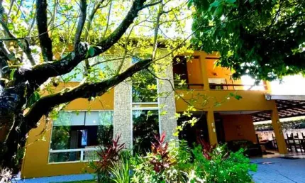 Oportunidade única: Casa Dúplex com Piscina em Jaguaribe, Salvador-BA - 5 quartos, 2 suítes, 2 salas, 5 banheiros, 4 vagas - 440 m²