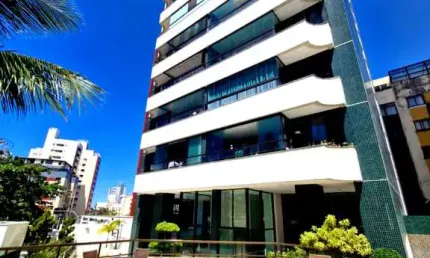 Apartamento de luxo na Pituba: 2 suítes, 2 vagas de garagem, mobiliado e com infraestrutura completa!
