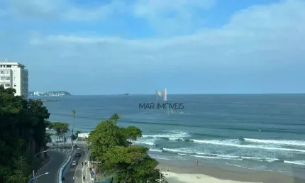 Apartamento à venda no Guarujá, na praia das Astúrias, frente ao mar, 2 vagas de garagem e lazer.