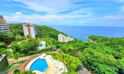 Apartamento  com LINDA vista para mar da praia de Pernambuco no Guarujá!