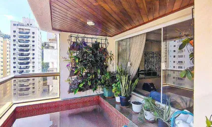 Apartamento à venda na Praia das Pitangueiras em Guarujá | Mar Imóveis Prime