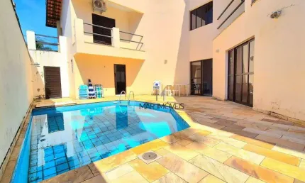 Casa em condomínio fechado na região da praia de Pernambuco no Guarujá!