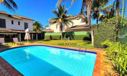 Casa em condomínio fechado na região da praia de Pernambuco no Guarujá!