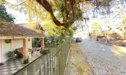 Terreno à venda na Rua Antenor Morais, 375, Bom Abrigo, Florianópolis por R$ 950.000