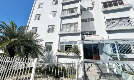 Apartamento com 3 quartos à venda na Rua Doutor Heitor Blum, 919, Estreito, Florianópolis por R$ 590.000