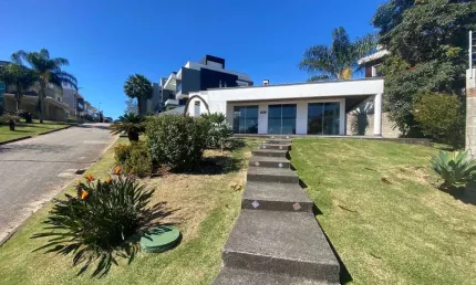 Terreno à venda na Rua Marcelino Simas, 349, Estreito, Florianópolis por R$ 1.200.000
