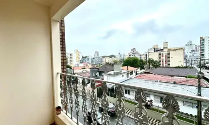 Apartamento com 3 quartos à venda na Rua Humaitá, 373, Canto, Florianópolis por R$ 710.000