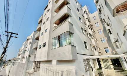 Apartamento com 3 quartos à venda na Rua Desembargador Gil Costa, 310, Capoeiras, Florianópolis por R$ 550.000