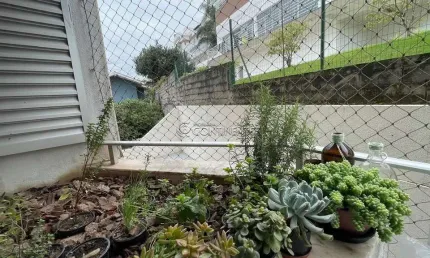 Apartamento com 3 quartos à venda na Rua Bento Góia, 52, Coqueiros, Florianópolis por R$ 550.000