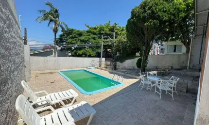 Casa com 3 quartos à venda na Rua Professora Emília Boos Schmidt, 134, Bom Abrigo, Florianópolis por R$ 1.060.000