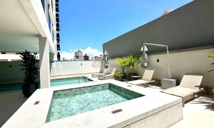 Apartamento com 2 quartos à venda na Rua Coronel Pedro Demoro, 1901, Balneário, Florianópolis por R$ 950.000