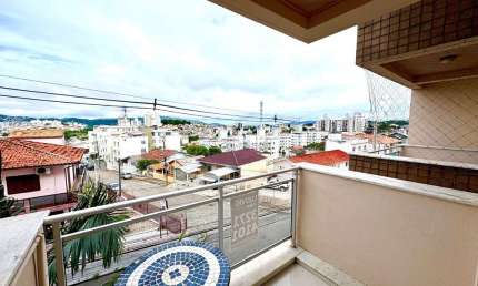 Apartamento com 3 quartos à venda na Rua Doutor Odilon Gallotti, 433, Capoeiras, Florianópolis por R$ 650.000
