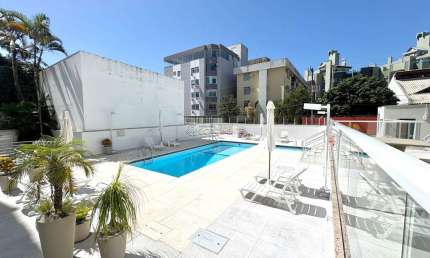 Apartamento com 3 quartos à venda na Rua Jaú Guedes da Fonseca, 292, Coqueiros, Florianópolis por R$ 620.000