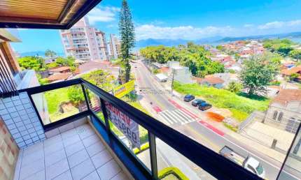 Apartamento com 3 quartos à venda na Rua Desembargador Pedro Silva, 2500, Coqueiros, Florianópolis por R$ 820.000