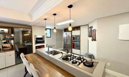 Apartamento com 3 quartos à venda na Rua Professor João José Cabral, 235, Balneário, Florianópolis por R$ 1.500.000