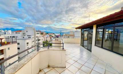 Cobertura com 3 quartos à venda na Rua Bias Peixoto, 75, Abraão, Florianópolis por R$ 1.200.000