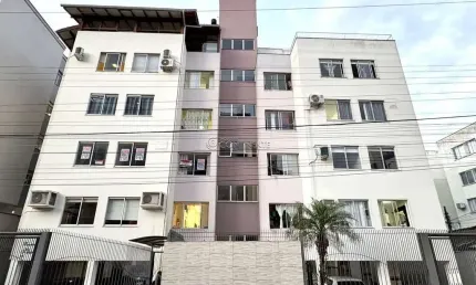 Apartamento com 2 quartos à venda na rua jaú guedes da fonseca, 89, coqueiros, florianópolis por r$ 430.000