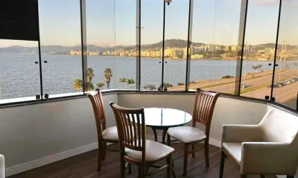 Apartamento com 3 quartos à venda na Rua Fúlvio Aducci, 590, Estreito, Florianópolis por R$ 850.000