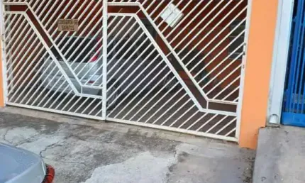 Casa para Venda em Salto, Jardim Alvorada, 2 dormitórios, 3 banheiros, 2 vagas