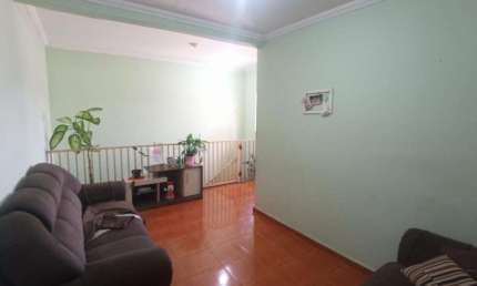 Casa para Venda em Salto, Jardim São Judas Tadeu, 2 dormitórios, 2 banheiros, 2 vagas