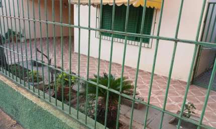 Casa para Venda em Salto, Vila Teixeira, 2 dormitórios, 1 banheiro, 2 vagas