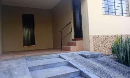 Casa para Venda em Itu, Vila Santa Rosa, 2 dormitórios, 1 banheiro, 2 vagas