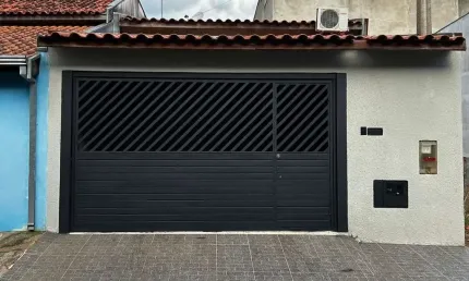 Casa para Venda em Tatuí, Jardim Residencial Santa Cruz, 3 dormitórios, 1 suíte, 2 banheiros, 2 vagas