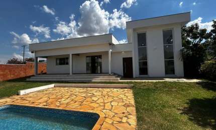 Casa em Condomínio para Venda em Tatuí, Residencial Ecopark, 3 dormitórios, 1 suíte, 3 banheiros, 5 vagas