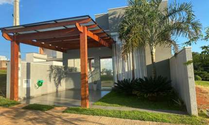 Casa em Condomínio para Venda em Tatuí, Reserva dos Ipes, 2 dormitórios, 1 suíte, 3 banheiros, 2 vagas