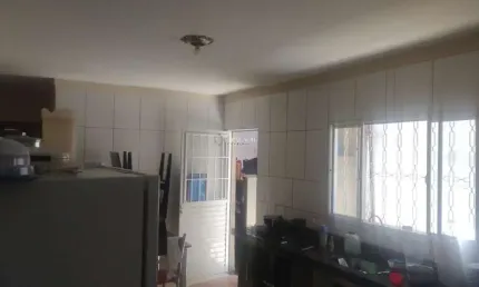 Casa para Venda em Salto, Jardim Planalto, 2 dormitórios, 1 banheiro, 1 vaga