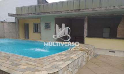 Sobrado à venda, 4 quartos no bairro Canto do Forte em Praia Grande