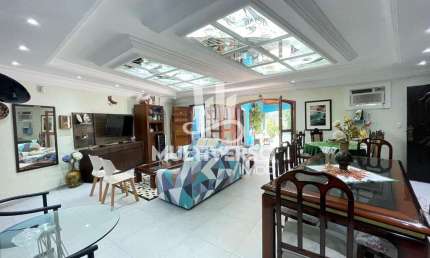 Casa com 3 dormitórios à venda, 210 m² por R$ 2.289.000,00 - Canto do Forte - Praia Grande/SP