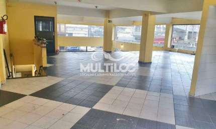 Loja comercial galpão com mezanino 550m² para locação em Santos
