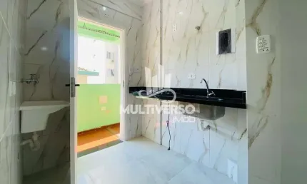 Apartamento Kitnet todo reformado na quadra da praia