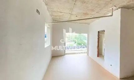 Casa à venda, 3 quartos no bairro Encruzilhada em Santos