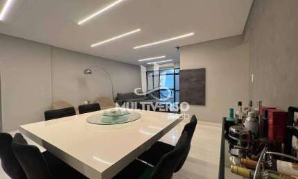 Apartamento de 03 quartos na Ponta da Praia - Prédio Frente Mar