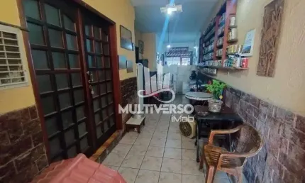 Casa à venda, 4 quartos no bairro Vila Mathias em Santos