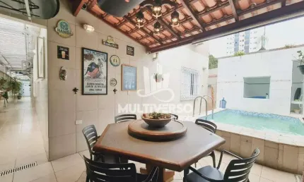 Casa à venda, 3 quartos no bairro Ponta da Praia em Santos