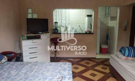 Kitnet à venda, no bairro Canto do Forte em Praia Grande