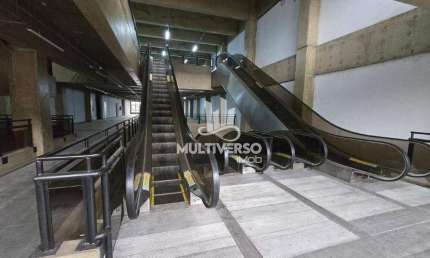 Prédio comercial para aluguel, 10 quartos no bairro Centro em Santos