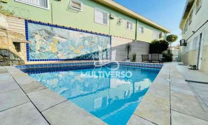 Casa sobreposta térrea com excelente area gourmet privativa piscina e churrasqueira